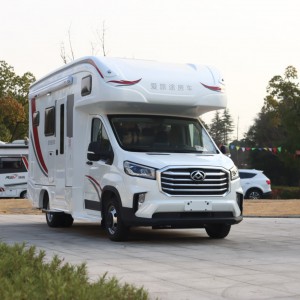 爱旅途2022款大通V90C型房车