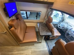 上汽大通 RV80