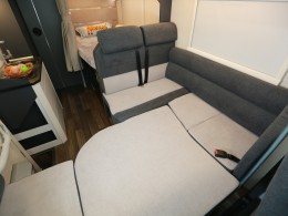985A1202