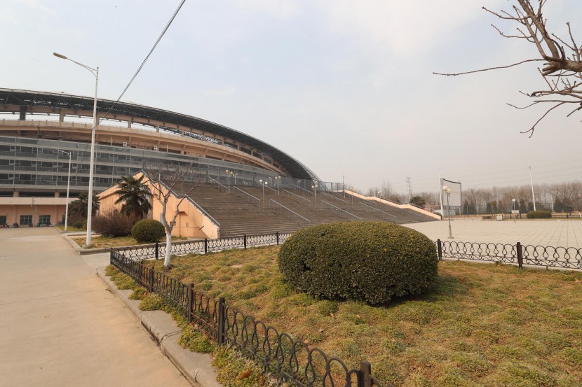 3.31郑州房车展场地河南省体育中心 WLH_2850