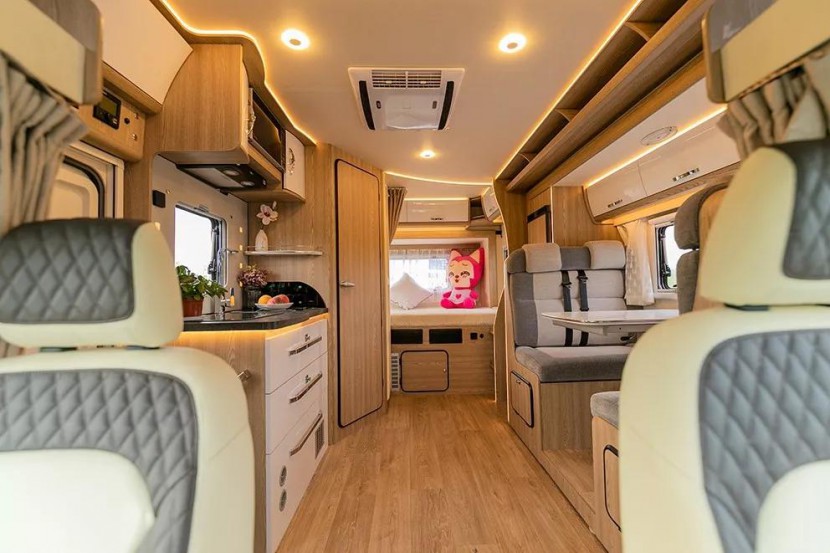 活动|走进铂驰工厂,解密房车生产--铂驰房车年终感恩团购会报名啦!c1a8d78a66bf46e381d238f0cffaad22