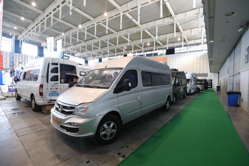 景致房车大通V80加长轴商通版 42万 WLH_5723