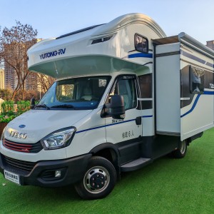 宇通房车 2021款2021款C533旗舰版双拓展