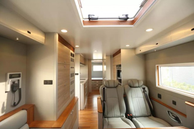 诺马迪森“领航者M”——越野终极利器4309c1aef9bf463fb027343ae5939b82