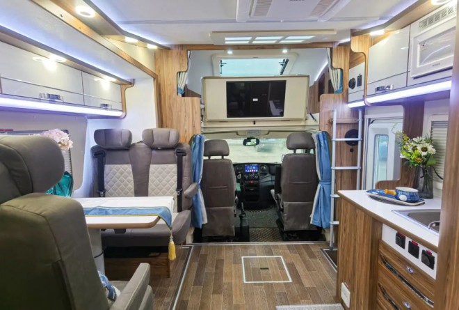 我摊牌了，你要的我都有，拓锐斯特诺亚方舟系列--天王星2号，61.6万,满满的配置，出行无忧！图片