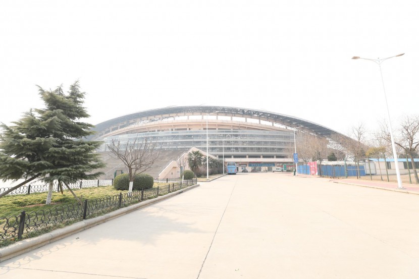 3.31郑州房车展场地河南省体育中心 WLH_2739