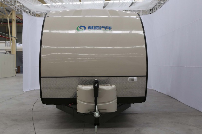 戴德隆翠A80拖挂式营地房车 21.8万元 ANDY7703