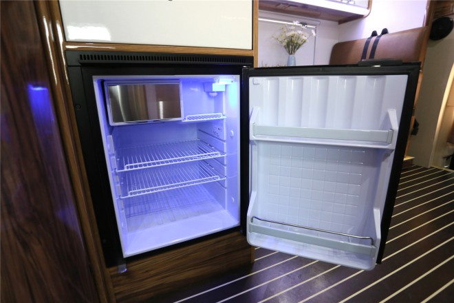 拓锐斯特依维柯C型欧风版TIC-611 56.6万起 2E1A4471