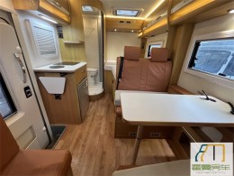 上汽大通 2017款上汽大通RV80 2.5T自动挡C型旅居房车