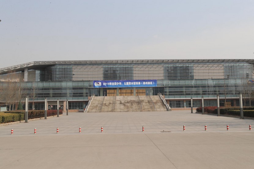 3.31郑州房车展场地河南省体育中心 WLH_3145