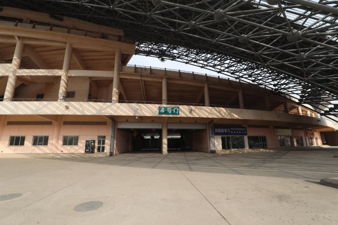 3.31郑州房车展场地河南省体育中心 WLH_3485