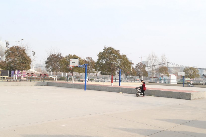 3.31郑州房车展场地河南省体育中心 WLH_3348