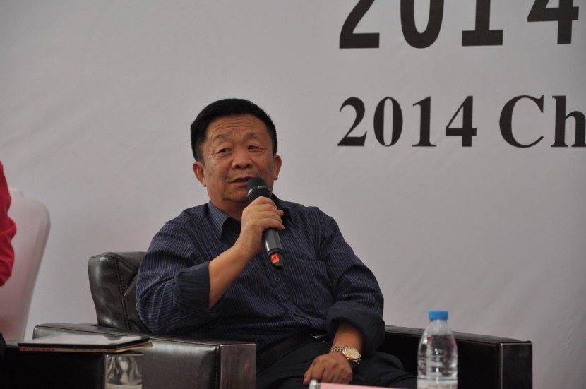 2014中国房车露营发展高峰论坛在郑州召开 中国旅游车船协会副会长、中国旅游车船协会自驾游与露营房车分会会长刘伟一