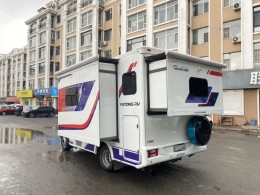 宇通房车 2023款旗舰双拓展版