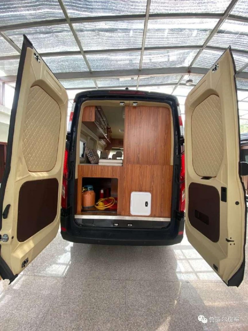 9月2日郑州房车展，鲁道尔大通V90高配版房车，高配生活，从此出发！2c2cc089a0037d29875ccd7f8249dfaa_1654848965.6282_718