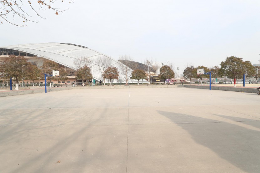 3.31郑州房车展场地河南省体育中心 WLH_3340