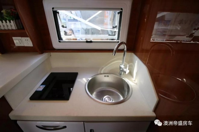 帝盛房车12米五轮大house房车e2786085b14f4bb29208c8275388d752