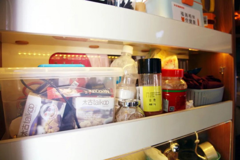 亚特房车八年|来自辽宁朝阳群众的两面锦旗