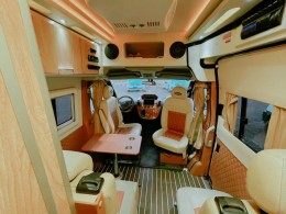 卫航房车 卫航房车