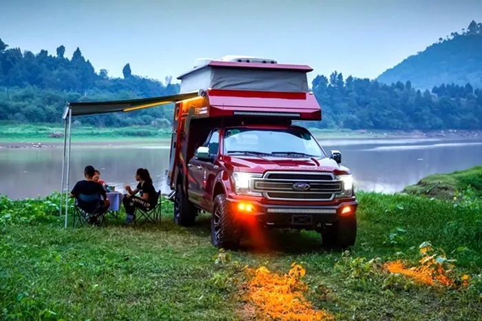 冬天适合房车旅行吗？这款房车无惧冬天出行！图片