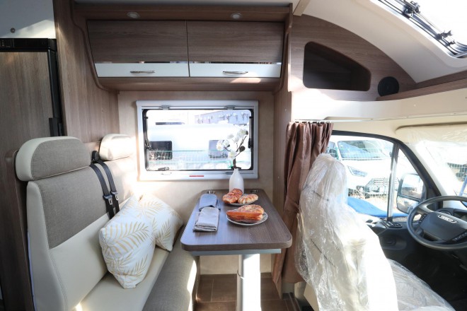 弗瑞德姆2019款全新国产依维柯自动挡T型房车锐尚版TIC-601AX 52.8万 WLH_8357