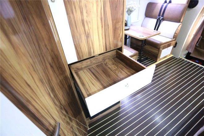 拓锐斯特依维柯C型欧风版TIC-611 56.6万起 2E1A4474