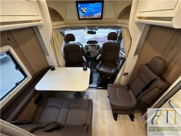 上汽大通 21上汽大通RV80生活家小额头房车