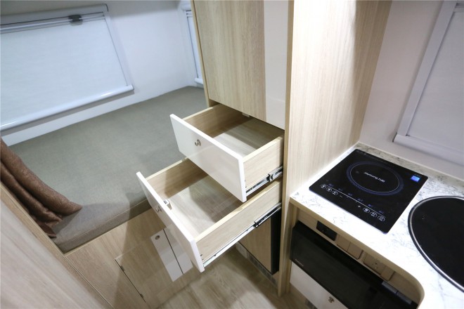 拓锐斯特依维柯C型欧亚版TIC-601 52万起 2E1A4843