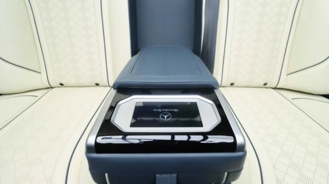 奔驰商务VS980L——以更顶尖的配置诠释商务驾驶完美定义图片