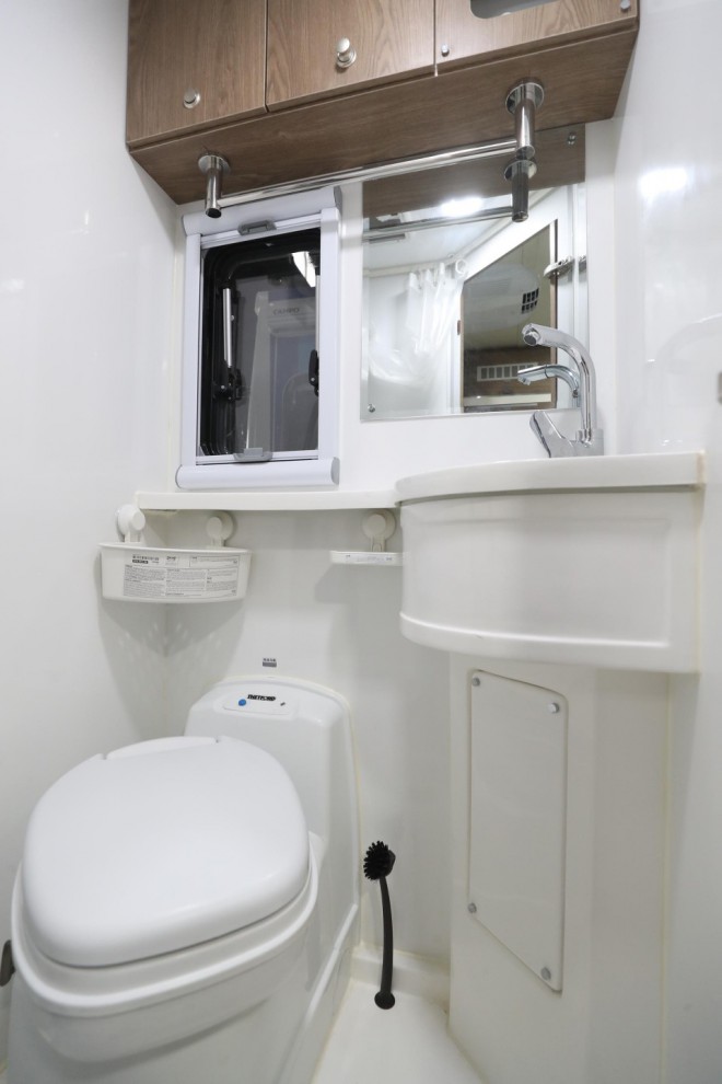 北京车友福利，赛德依维柯欧胜C型房车在北京顺利上牌f661acd9454f4cb9a3db83c06cea4734