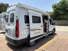 爱旅途房车 2020款2020款大通V90B型