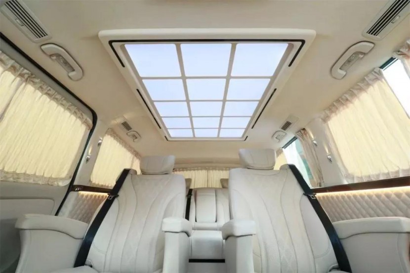 2021限量发售，迈巴赫级享受！全新奔驰七座多功能MPV，52.8万包牌价！6.jpg