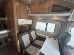上汽大通MAXUS 2021款旅行家V100横床