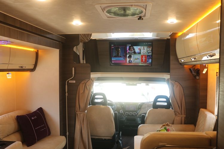 旌航房车巍浩(WH-593-2)自行式C型房车auto_3758