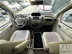 上汽大通 2018款上汽大通RV80柴油自动挡C型旅居房车