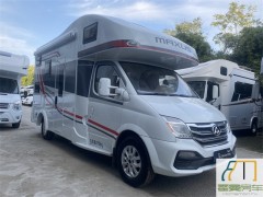上汽大通 18款上汽大通RV80生活家原厂房车