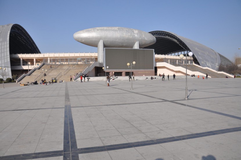 3.31郑州房车展场地河南省体育中心概况 DSC_0971
