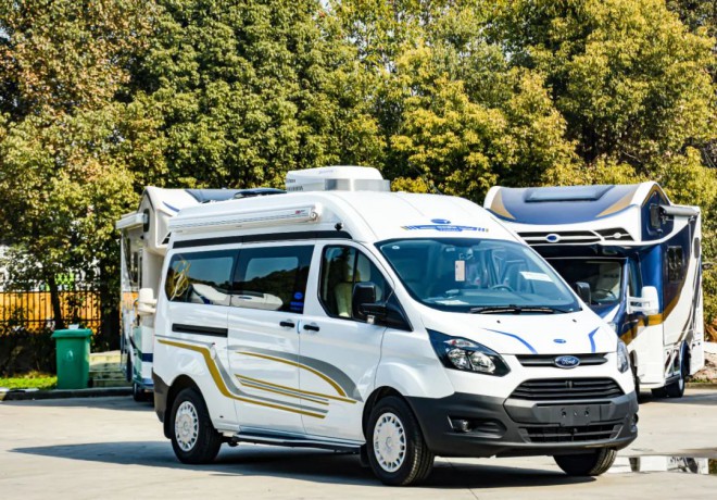 继续上新，拓锐斯特三款B型房车，属于你的青春星球！图片