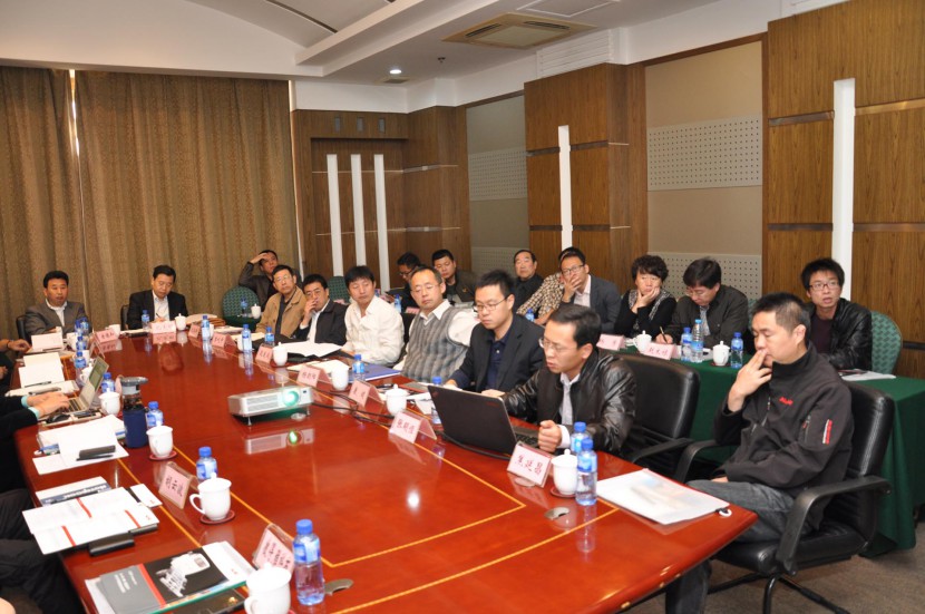 《中国房车行业标准起草和房车安全技术专题会议》在山东烟台召开 DSC_0757