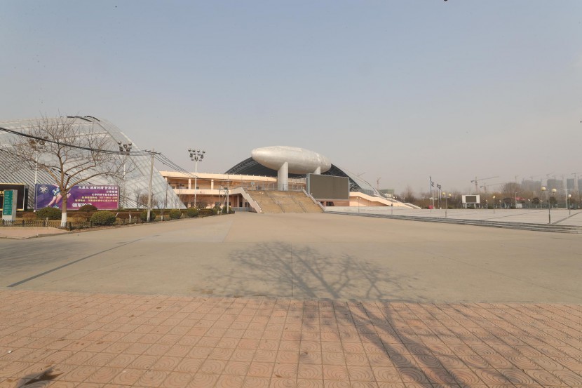 3.31郑州房车展场地河南省体育中心 WLH_3095