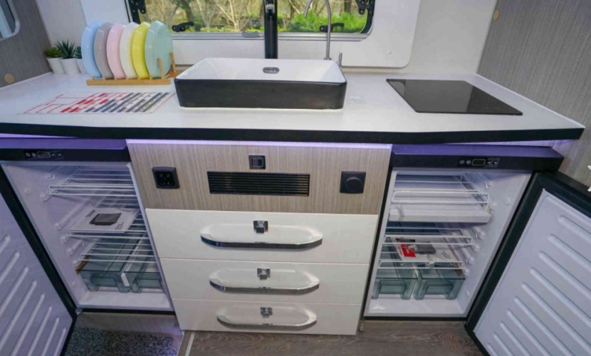 9月2日郑州房车展：赛德房车猎鹰2号C型无拓版，满怀热爱，追逐山海！935539704cdf8d150656d77fd5e9e430