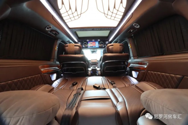 【新车到店】迈巴赫VS980L—咖啡棕图片