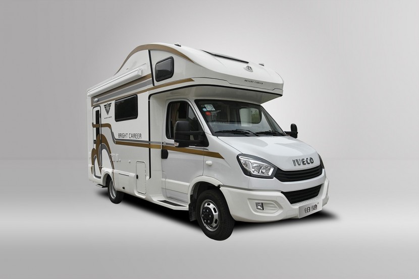 EMilPO94RkeeFj373g7R6w