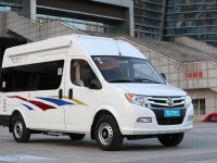 “网红老张定制款”之2019款顺之旅东风御风自动挡B型房车