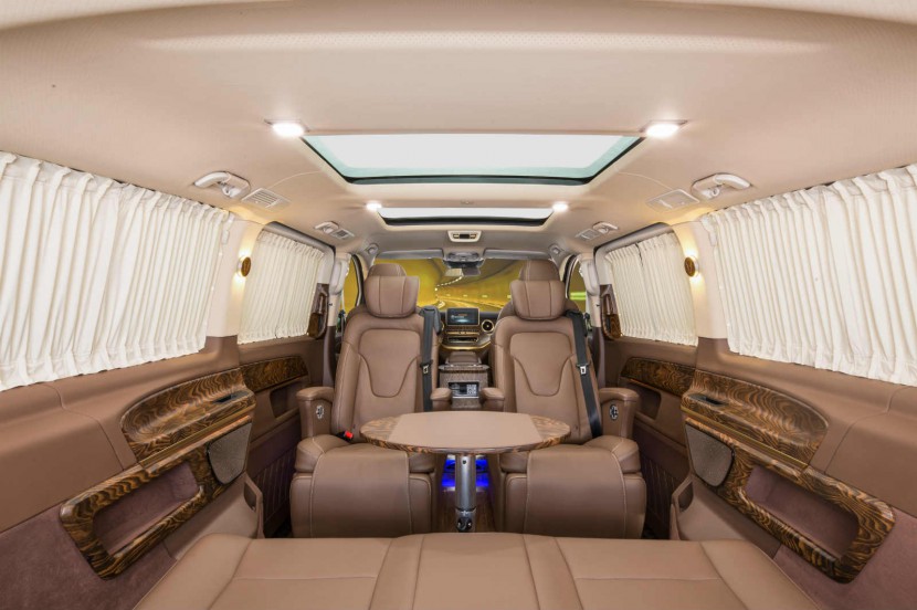 卡尔森鸿仪（V-class）奔驰商务车内敛稳健20200310135347_0189