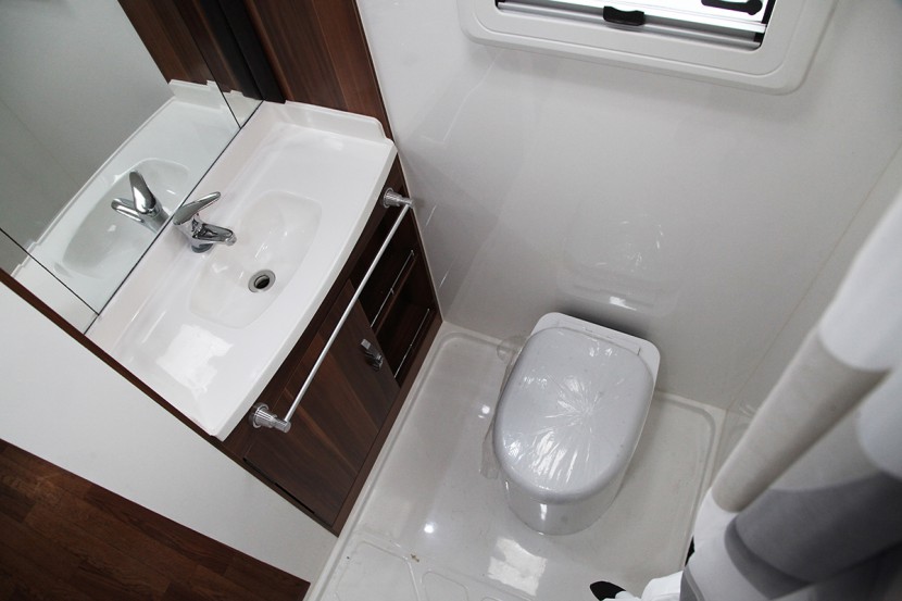 耐克萨斯T8拖挂房车 22万 image011