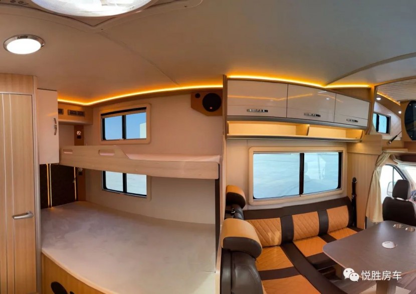 9月2日郑州房车展，悦胜大通V90C型房车，悦享生活，胜利在即！70deb6579f7707a30842c9c755ca423b