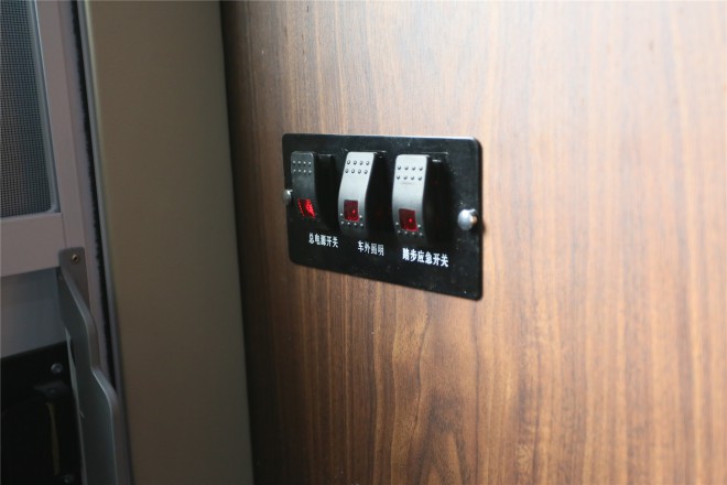 拓锐斯特依维柯C型畅游版TIC-620 55.8万起 2E1A4999