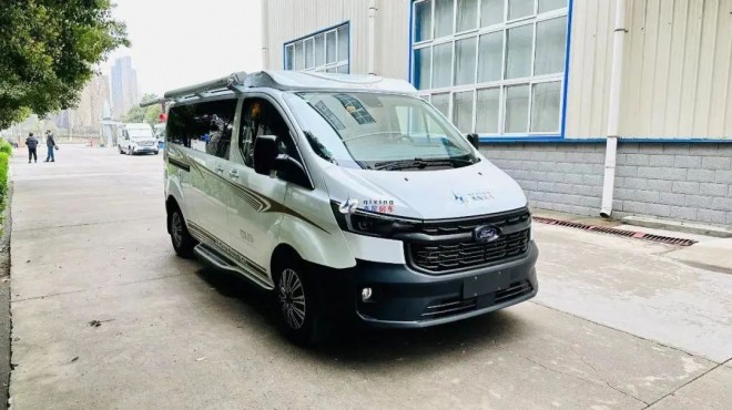 9.7郑州房车展，2023款齐星新全顺低顶房车，小巧灵活0?wx_fmt=jpeg