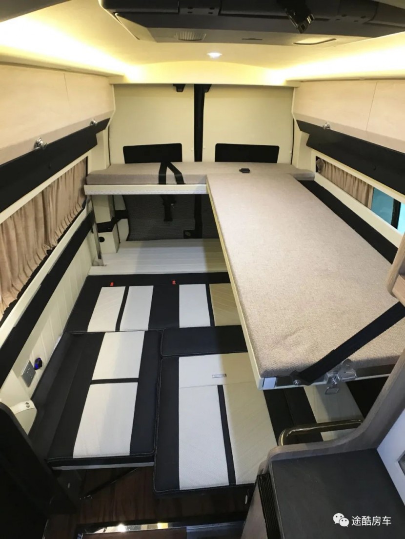 9月2日郑州房车展，途酷神行者F328U型卡座房车，途径山水，乐在心间！b0b5e537ab9275fdd9c29998a87453d1